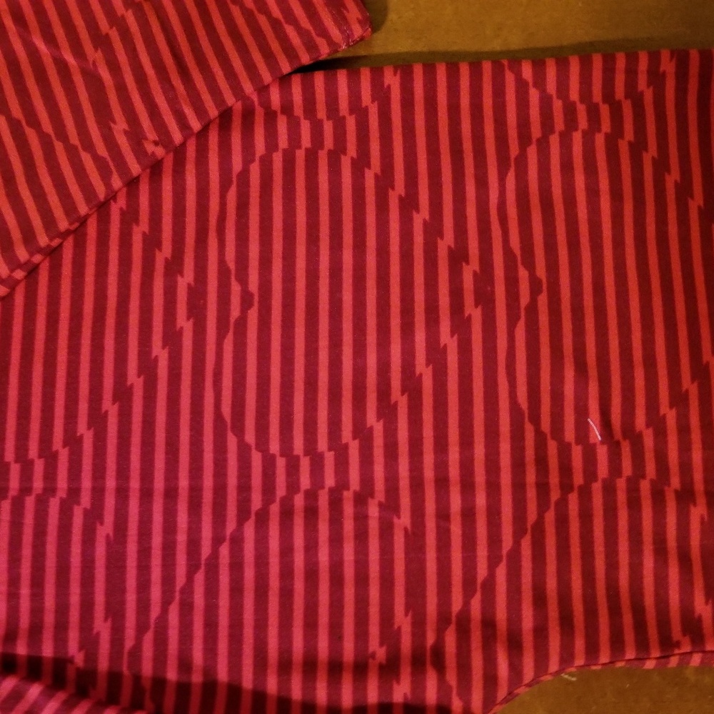 Lularoe Heart leggings